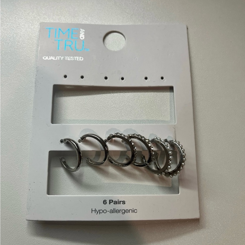 Time and Tru Silver Hoop Earrings Set
